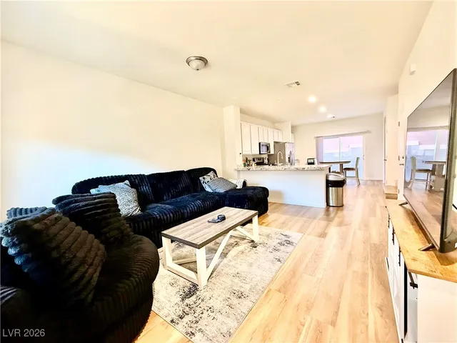 $2,295 | 3444 North Bearpin Gap Lane, Las Vegas, NV 89129