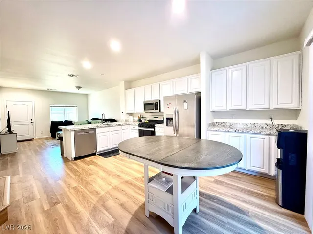 $2,295 | 3444 North Bearpin Gap Lane, Las Vegas, NV 89129