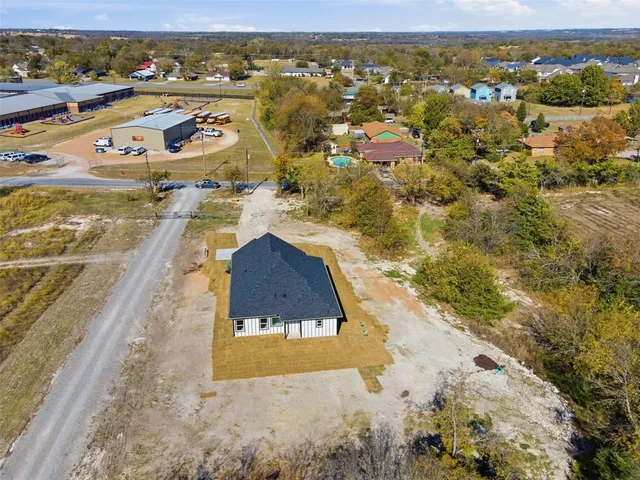 $368,000 | 420 Ball Street, Tom Bean, TX 75491