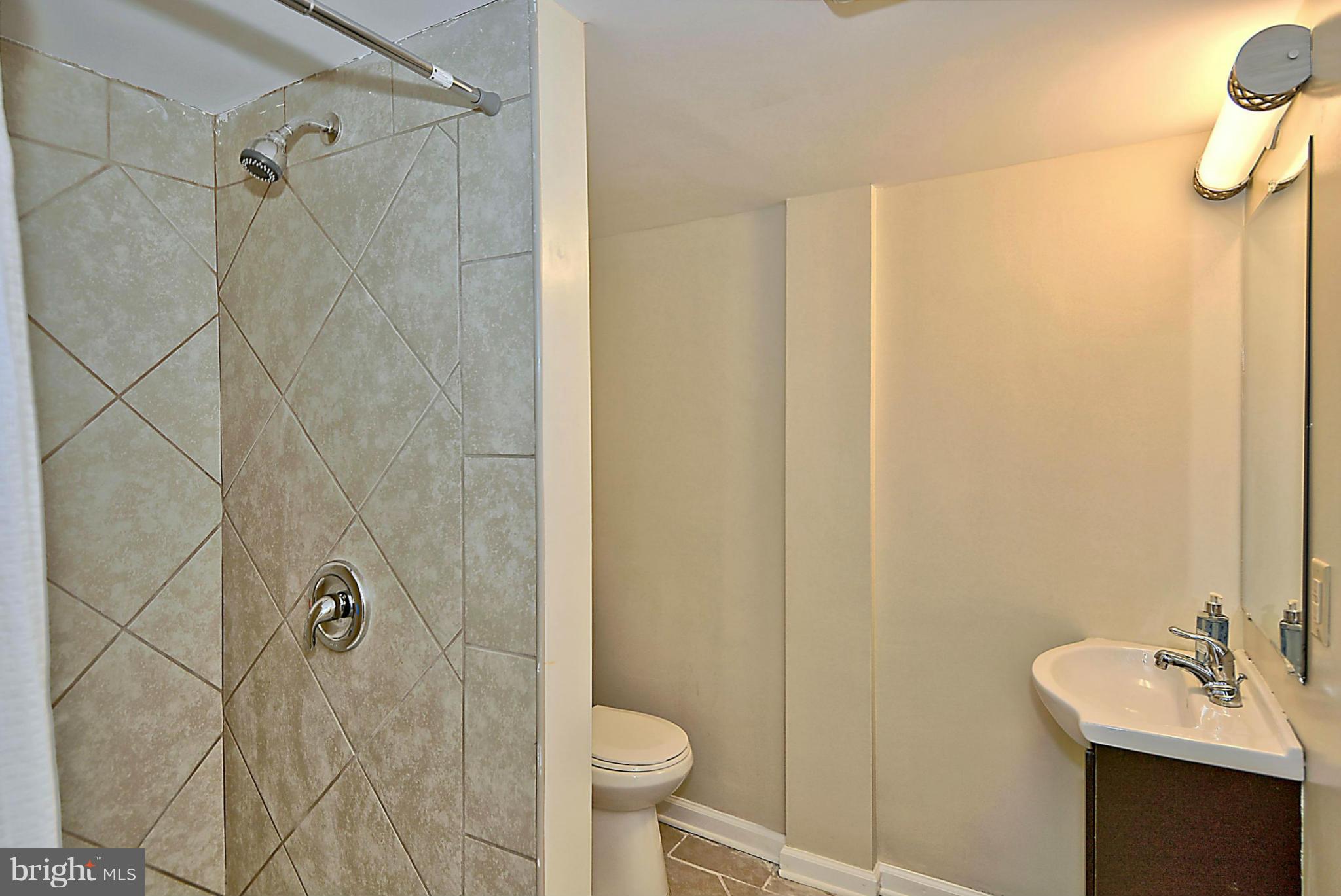 2604 Farm Road Alexandria, VA 22302 - Photo 25 of 30 Full Bath on Lower Level