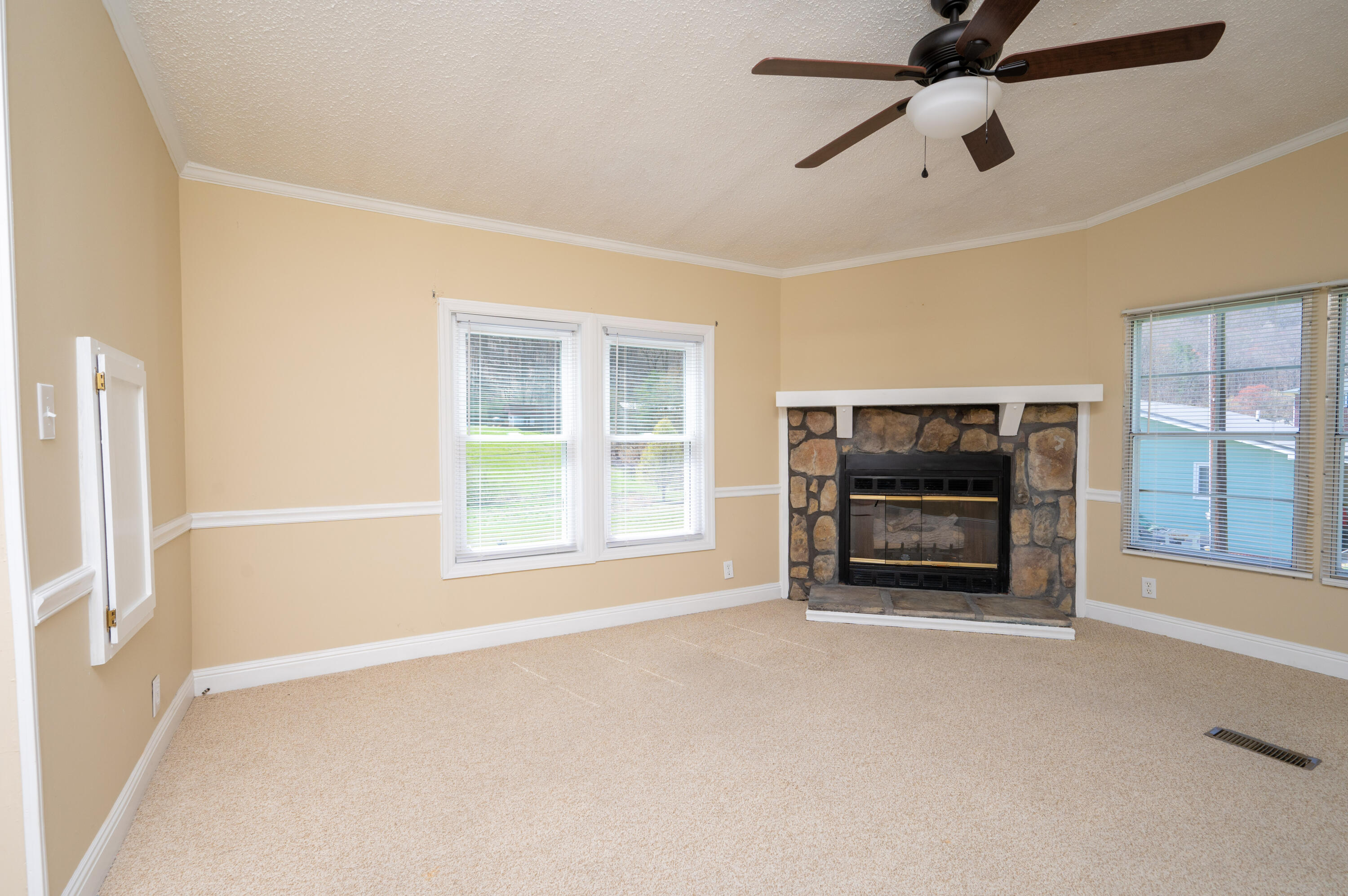 1346 Manville Road Gate City, VA 24251 - Photo 17 of 47 Manville Rd-22