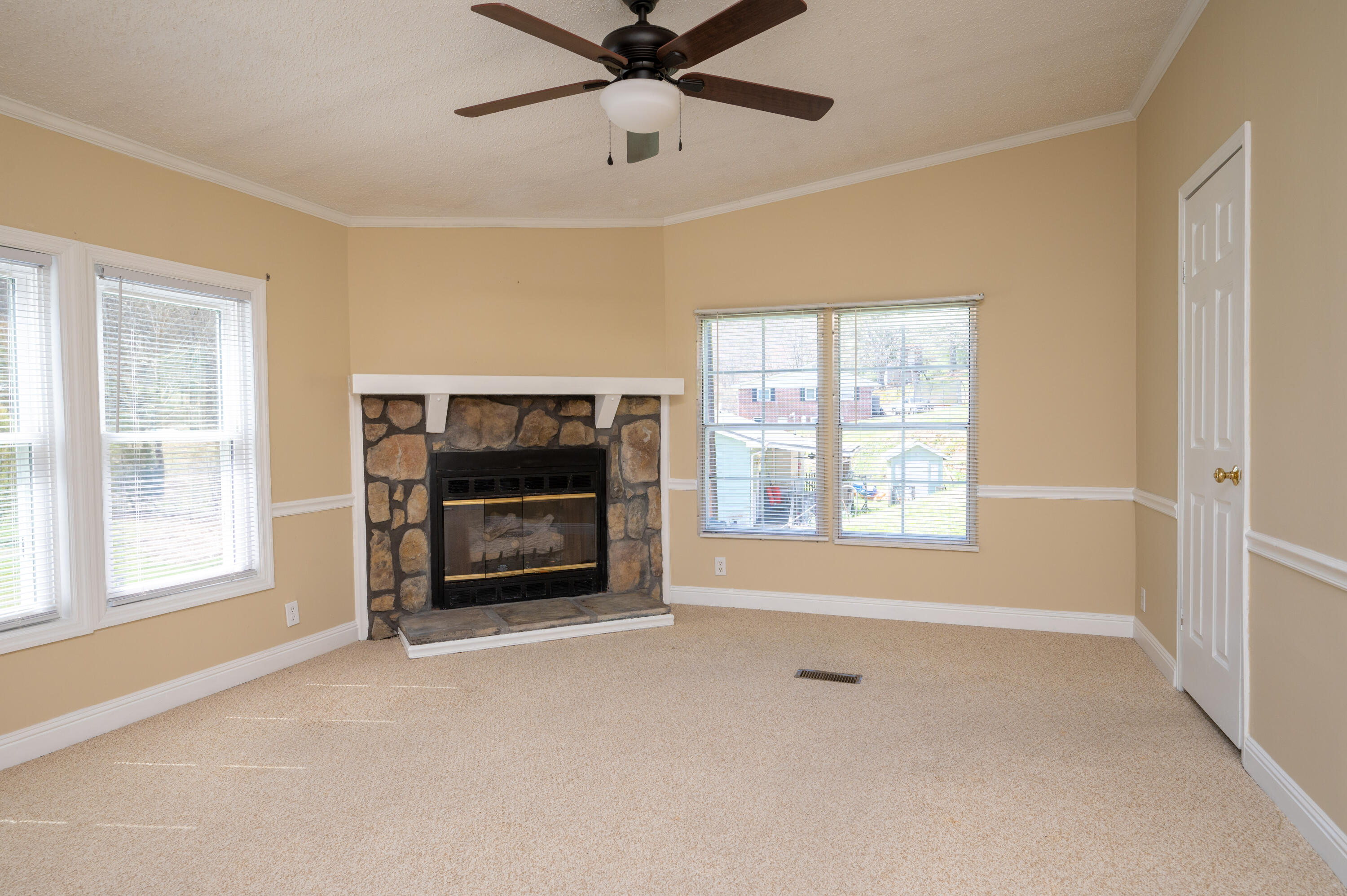 1346 Manville Road Gate City, VA 24251 - Photo 18 of 47 Manville Rd-21