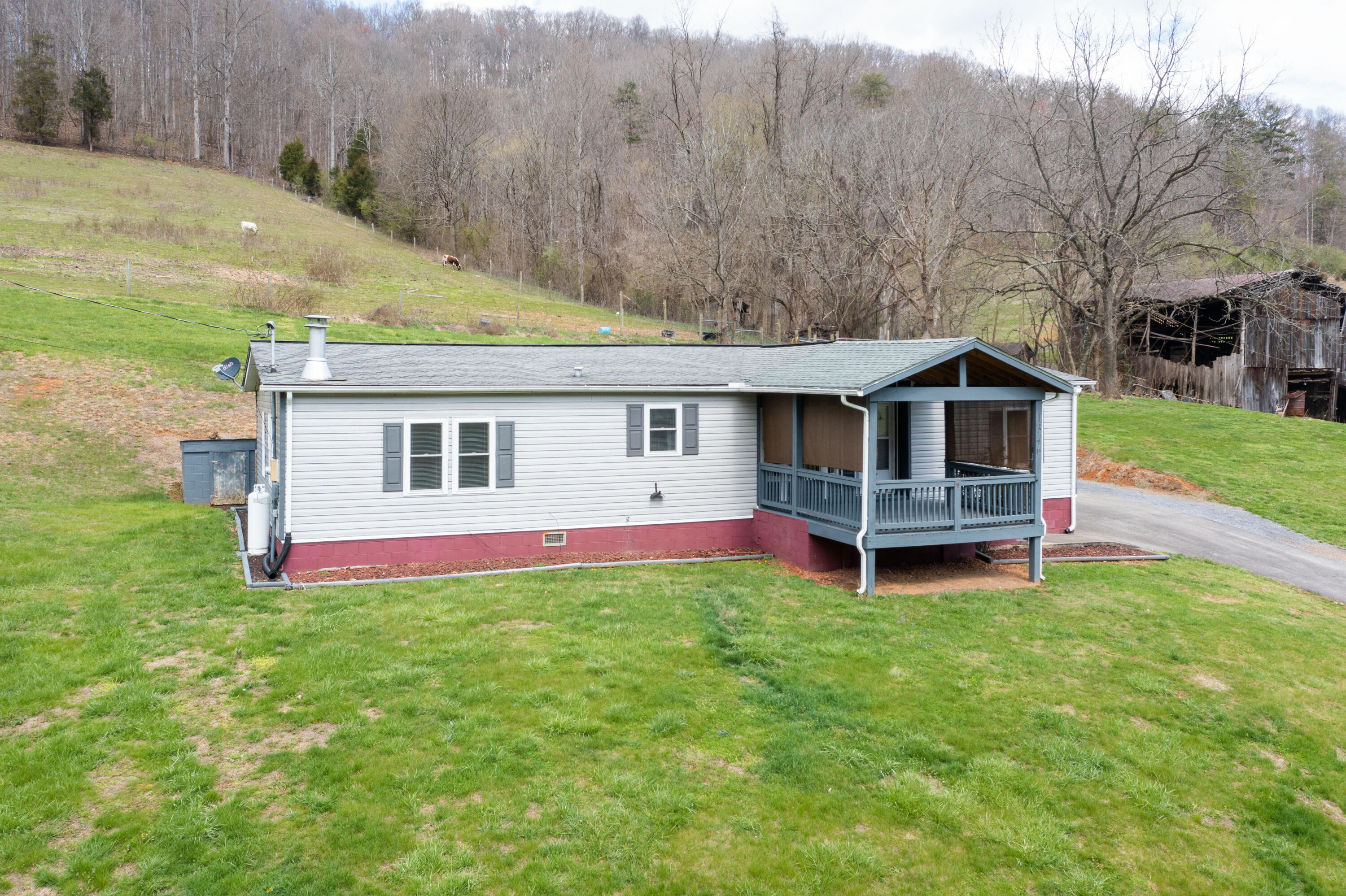 1346 Manville Road Gate City, VA 24251 - Photo 46 of 47 Manville Rd-48