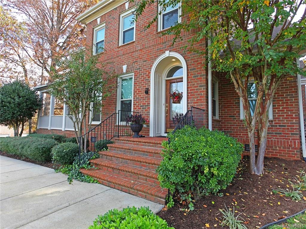 221 Edgewater Way Fort Mill, SC 29708 - Photo 2 of 24