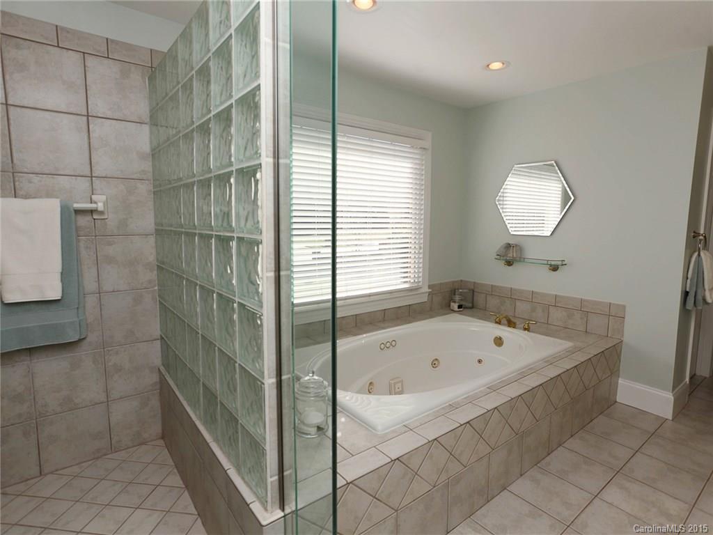 221 Edgewater Way Fort Mill, SC 29708 - Photo 18 of 24