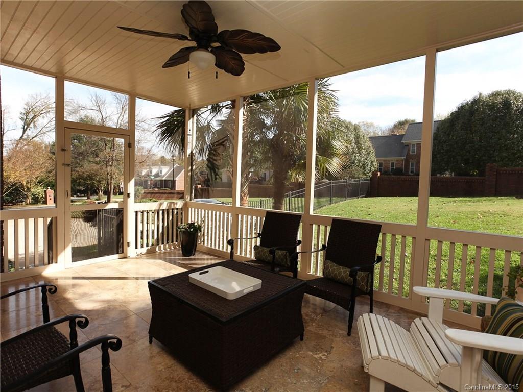 221 Edgewater Way Fort Mill, SC 29708 - Photo 4 of 24