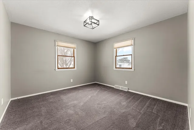 $229,900 | 208 East Newton Street, Mansfield, IL 61854