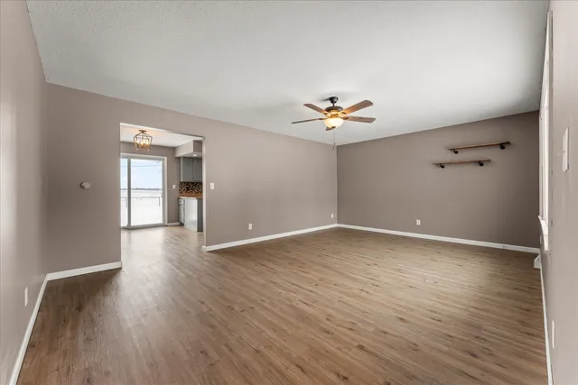 $229,900 | 208 East Newton Street, Mansfield, IL 61854