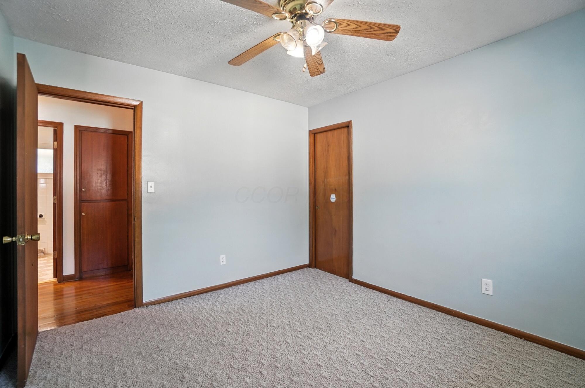 191 Oxley Road Columbus, OH 43228 - Photo 23 of 41 023