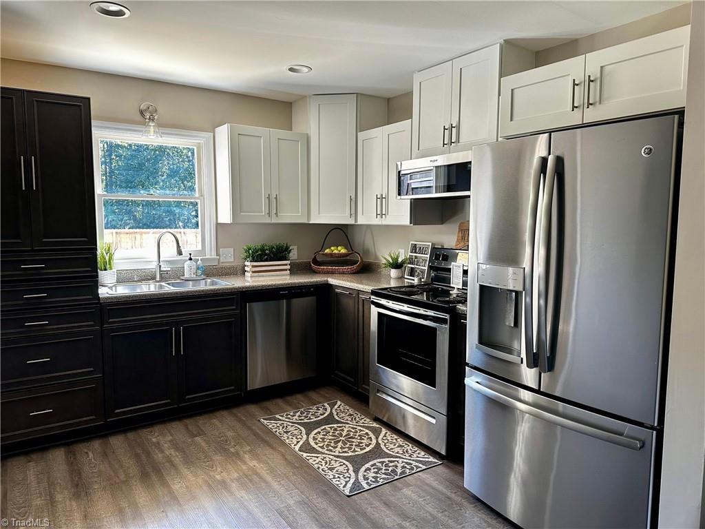104 Dilworth Road High Point, NC 27265 - Photo 14 of 33 Gallery Image 14