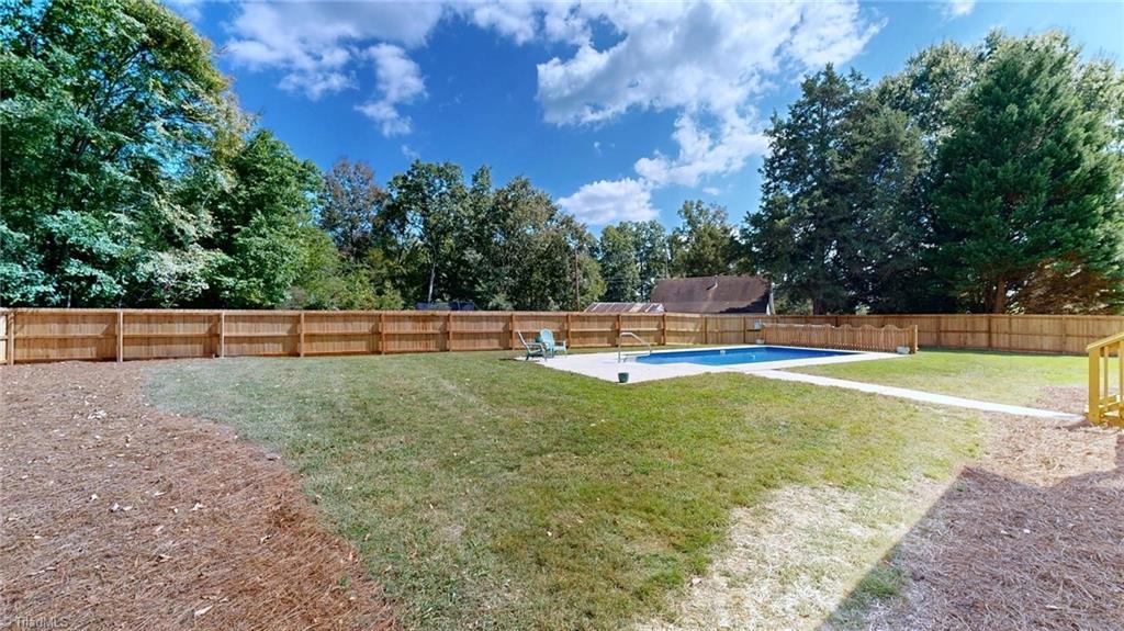104 Dilworth Road High Point, NC 27265 - Photo 28 of 33 Gallery Image 28