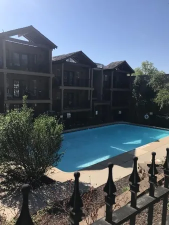 $190,000 | 4727 Jarboe Street, Unit 93, Kansas City, MO 64112
