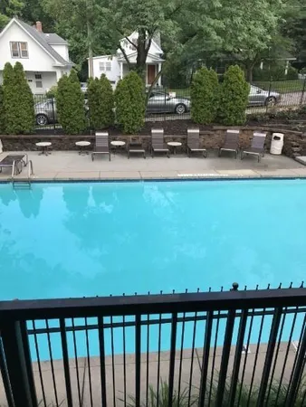 $190,000 | 4727 Jarboe Street, Unit 93, Kansas City, MO 64112