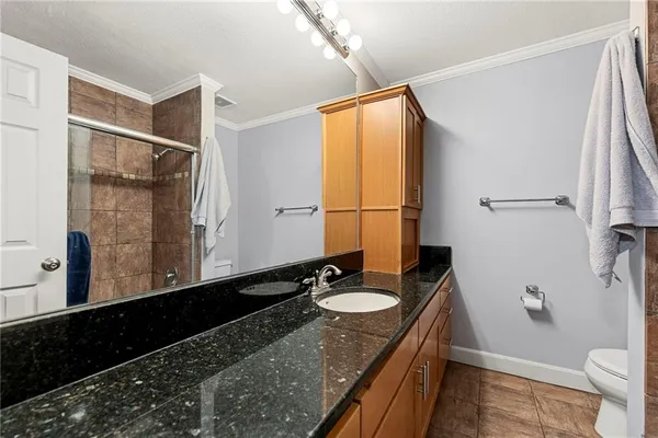$190,000 | 4727 Jarboe Street, Unit 93, Kansas City, MO 64112