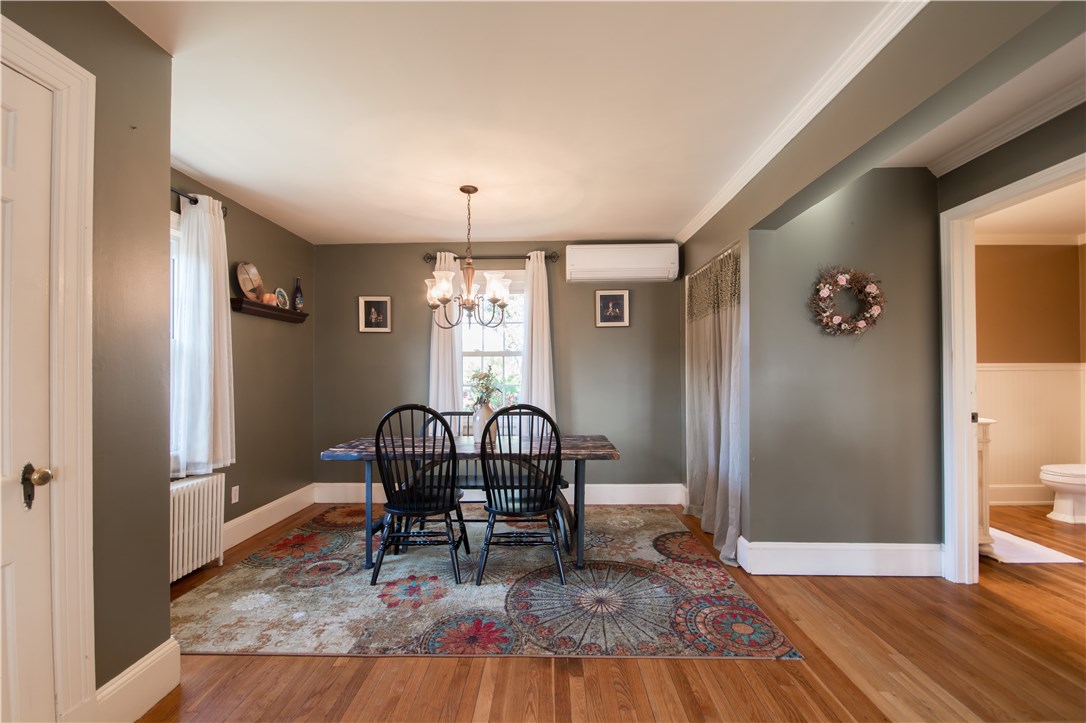 1683 West Main Road Middletown, RI 02842 - Photo 11 of 40