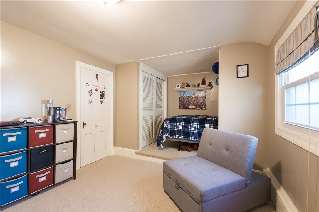 1683 West Main Road Middletown, RI 02842 - Photo 24 of 40