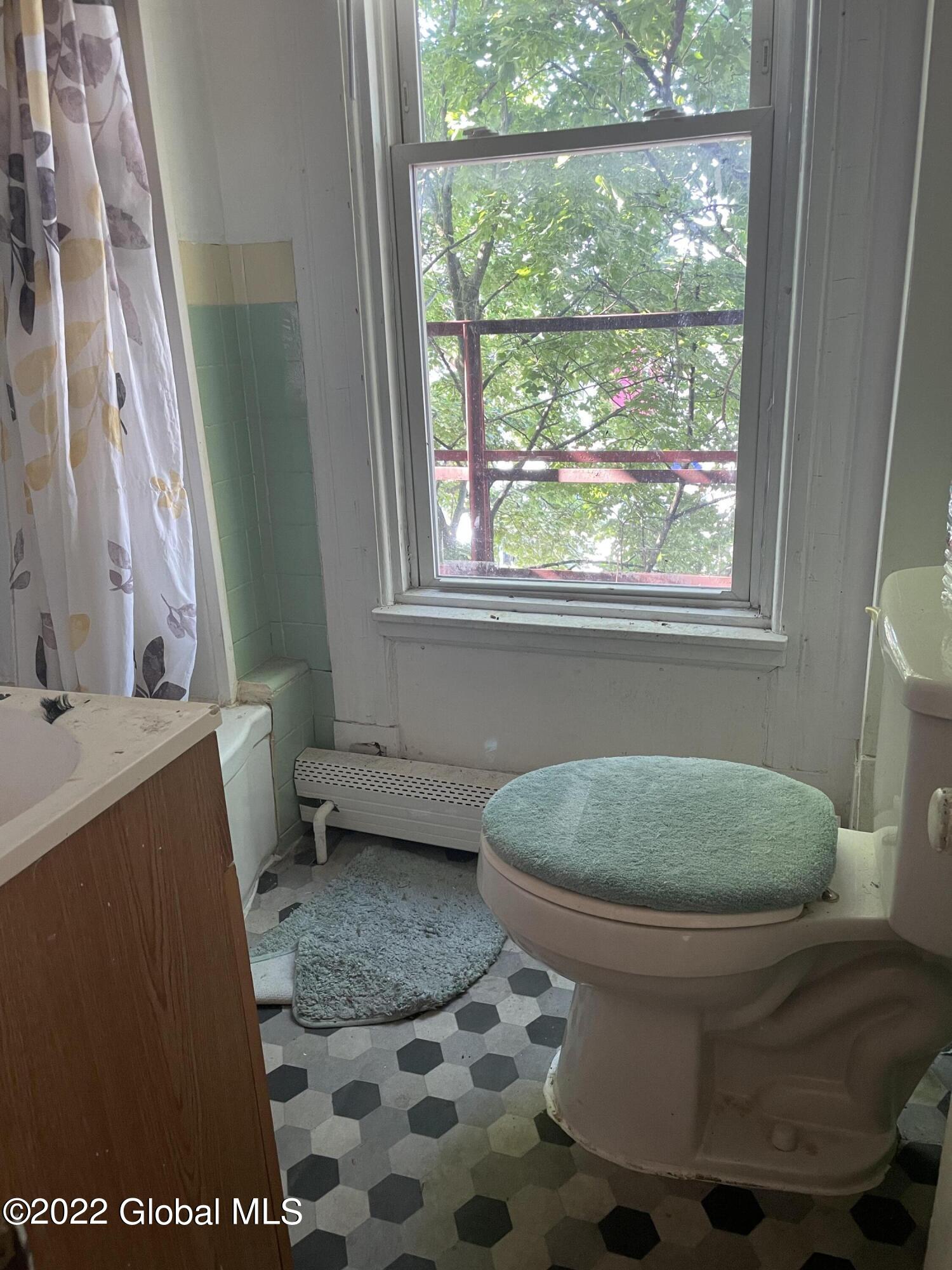 809 River Street Troy, NY 12180 - Photo 7 of 20 IMG_6937