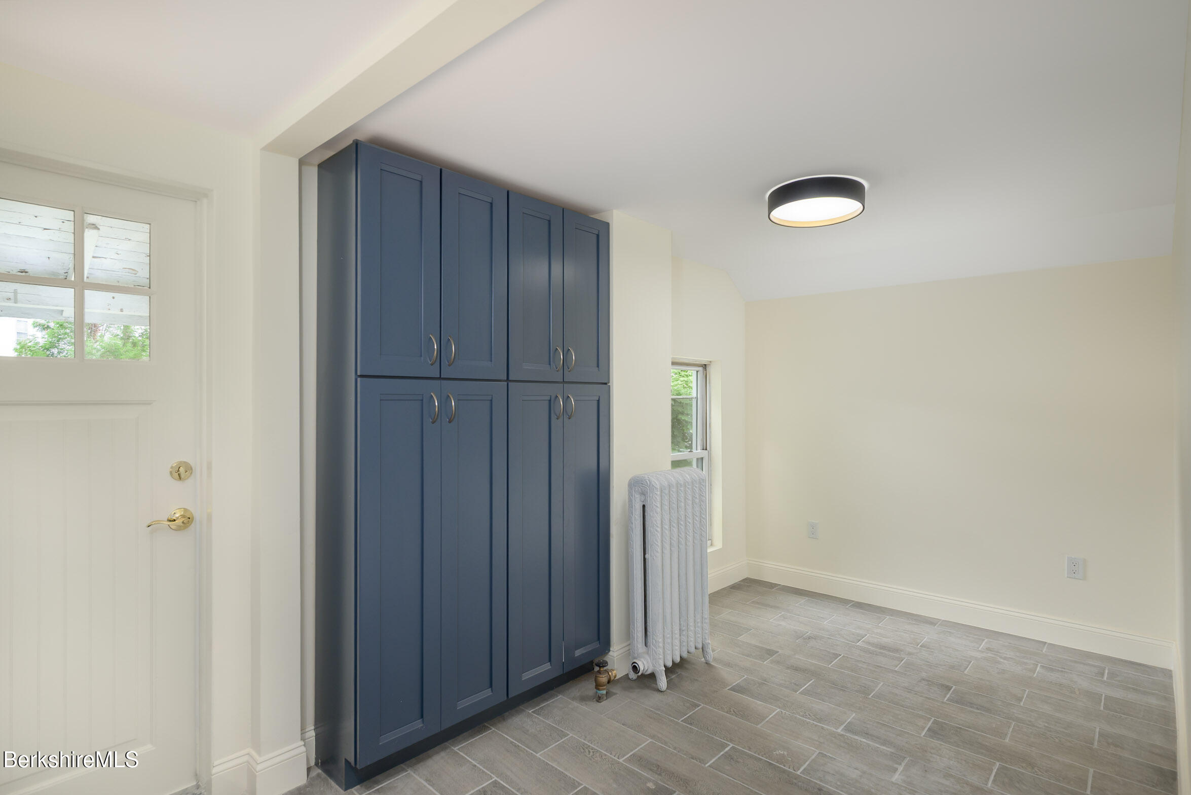 83 Chestnut Street, Unit UPPR North Adams, MA 01247 - Photo 10 of 23 Kitchen