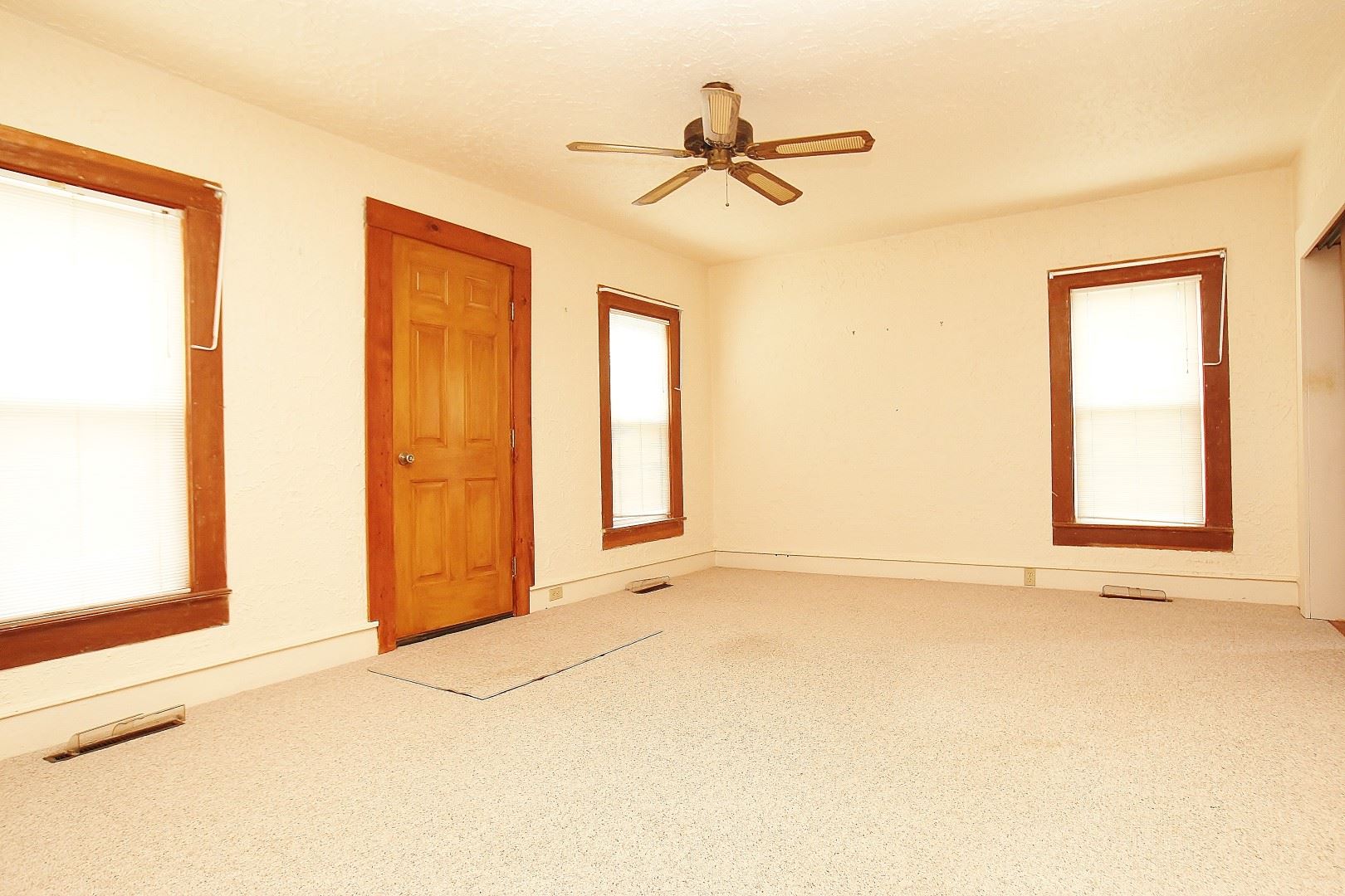 860 Kelly St Extension Rome City, IN 46784 - Photo 4 of 18 Gallery Image 4