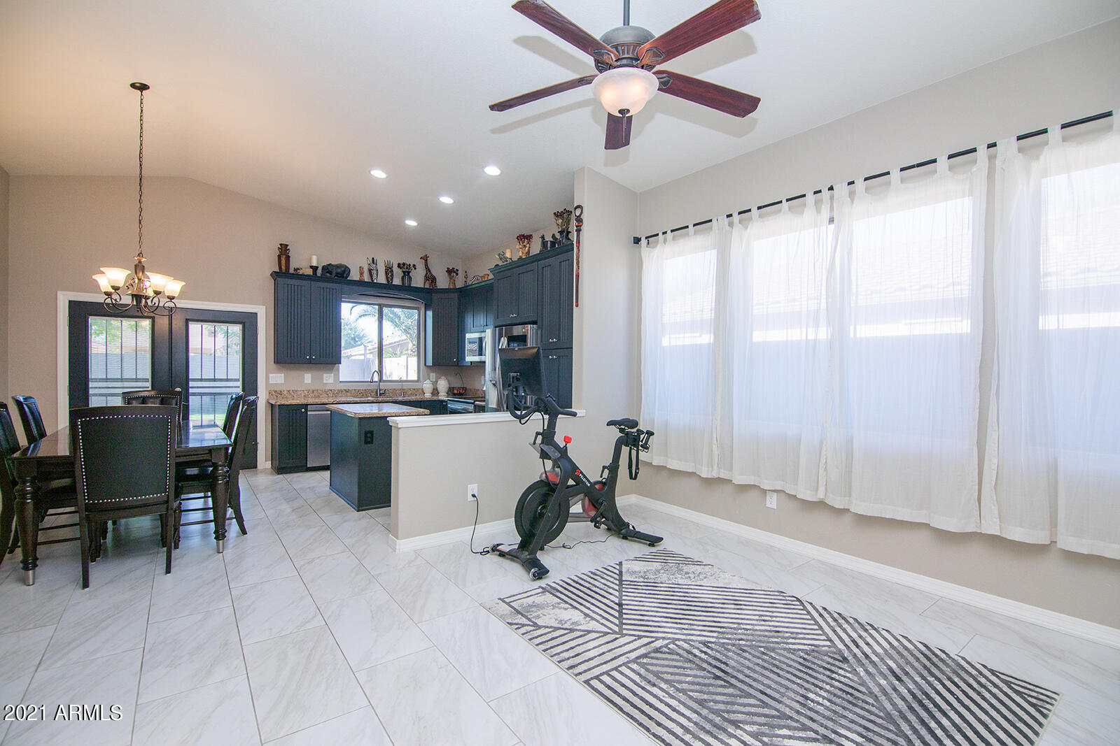 4308 South Rim Court Gilbert, AZ 85297 - Photo 11 of 45 rim6