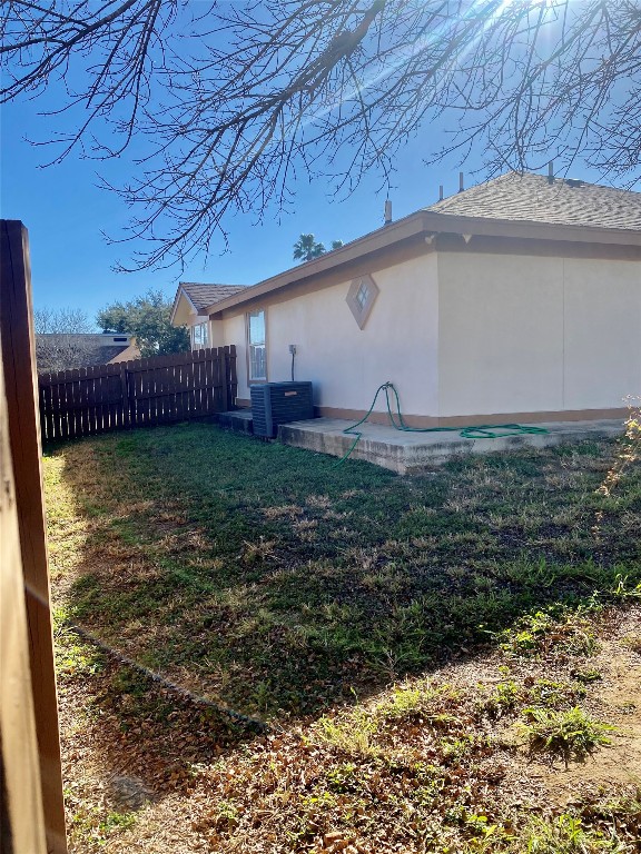 1602 Mexico Avenue Laredo, TX 78046 - Photo 4 of 17