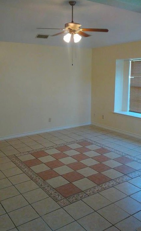 1602 Mexico Avenue Laredo, TX 78046 - Photo 6 of 17