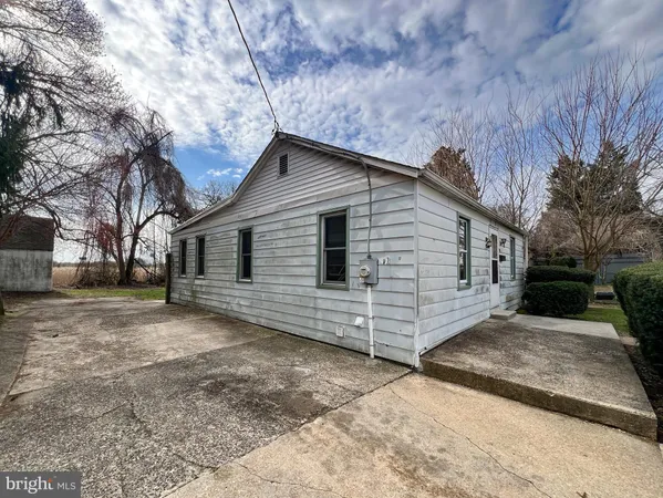 $165,000 | 702 East Avenue, New Castle, DE 19720