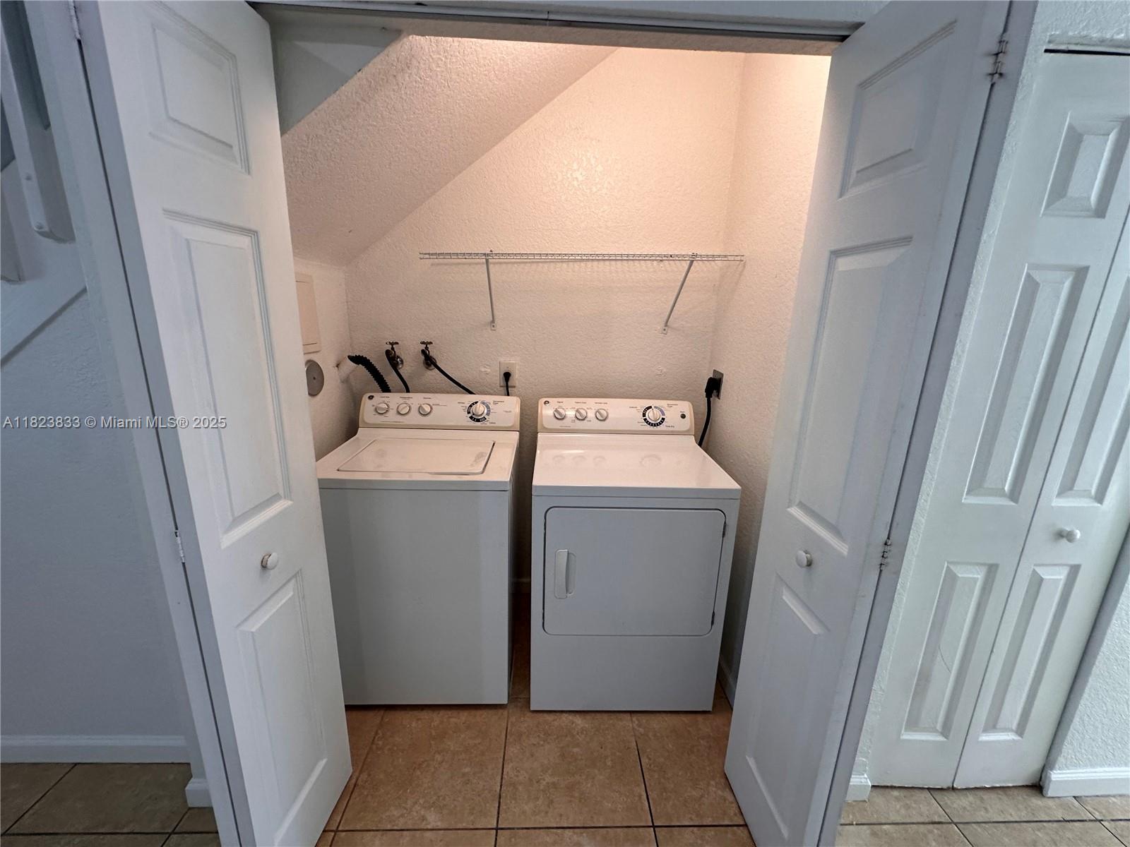 12010 Southwest 268th Street, Unit 37 Homestead, FL 33032 - Photo 7 of 19