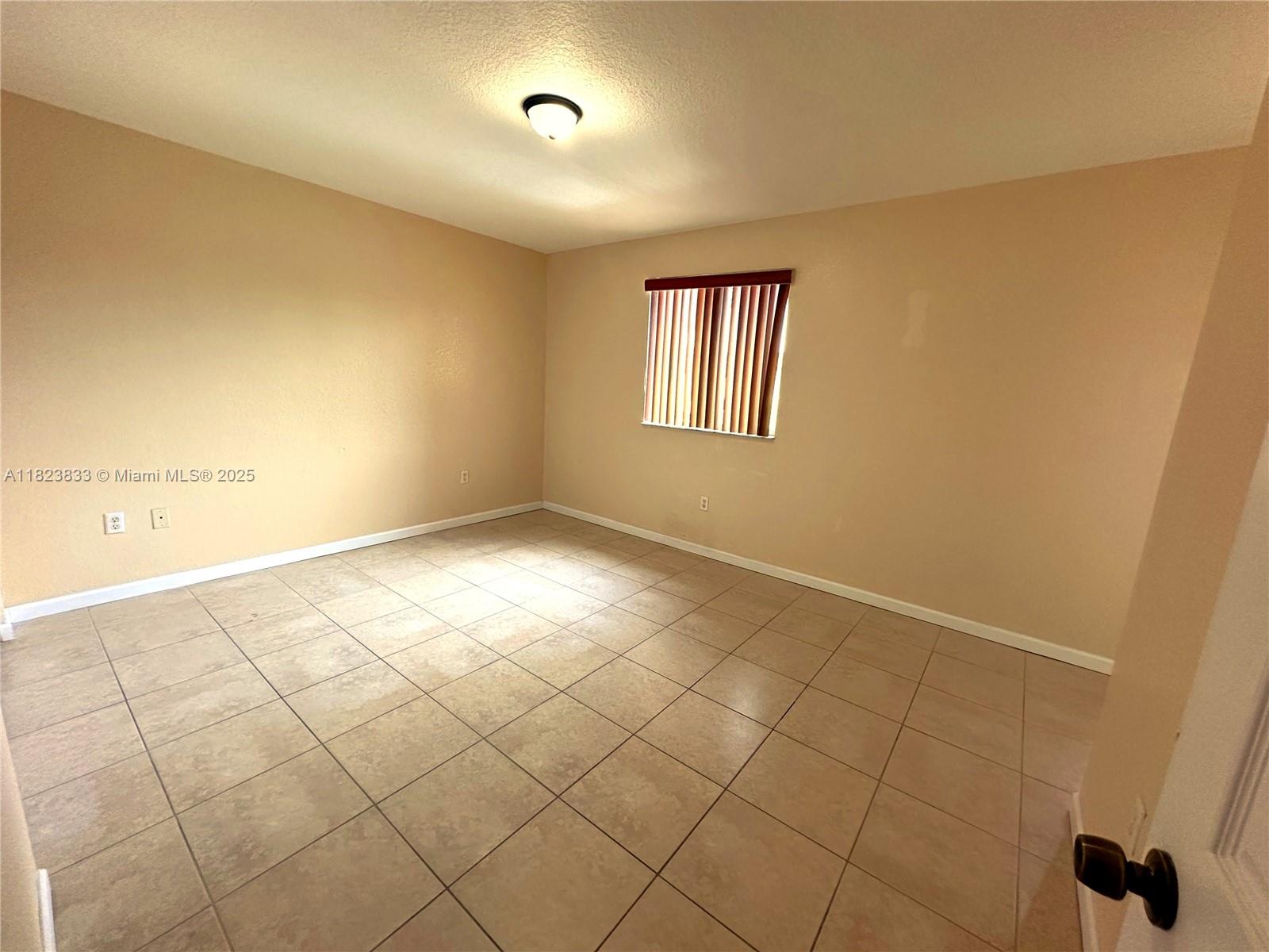 12010 Southwest 268th Street, Unit 37 Homestead, FL 33032 - Photo 10 of 19