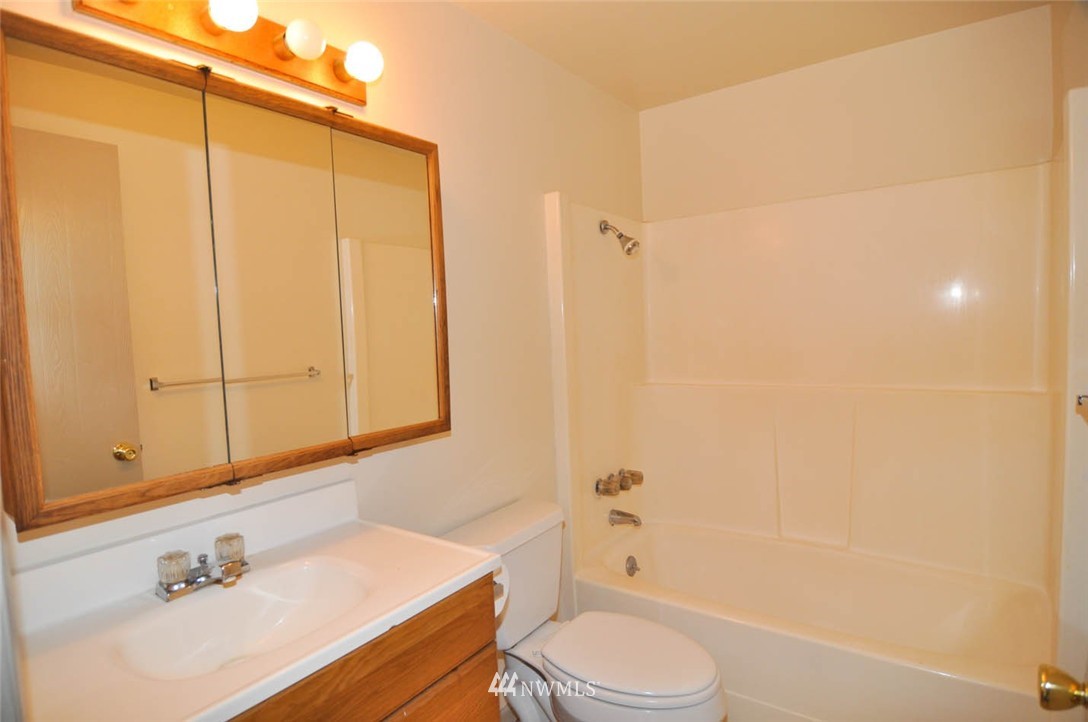 3449 Ruth Road Bellingham, WA 98226 - Photo 17 of 25 Gallery Image 17