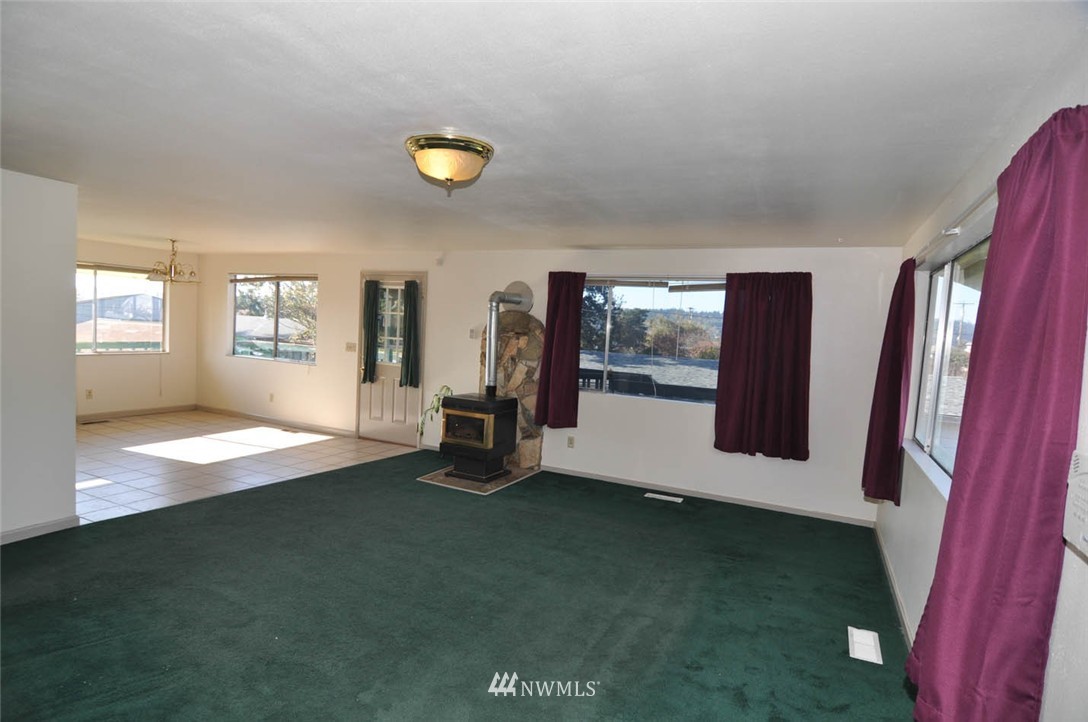 3449 Ruth Road Bellingham, WA 98226 - Photo 3 of 25 Gallery Image 3