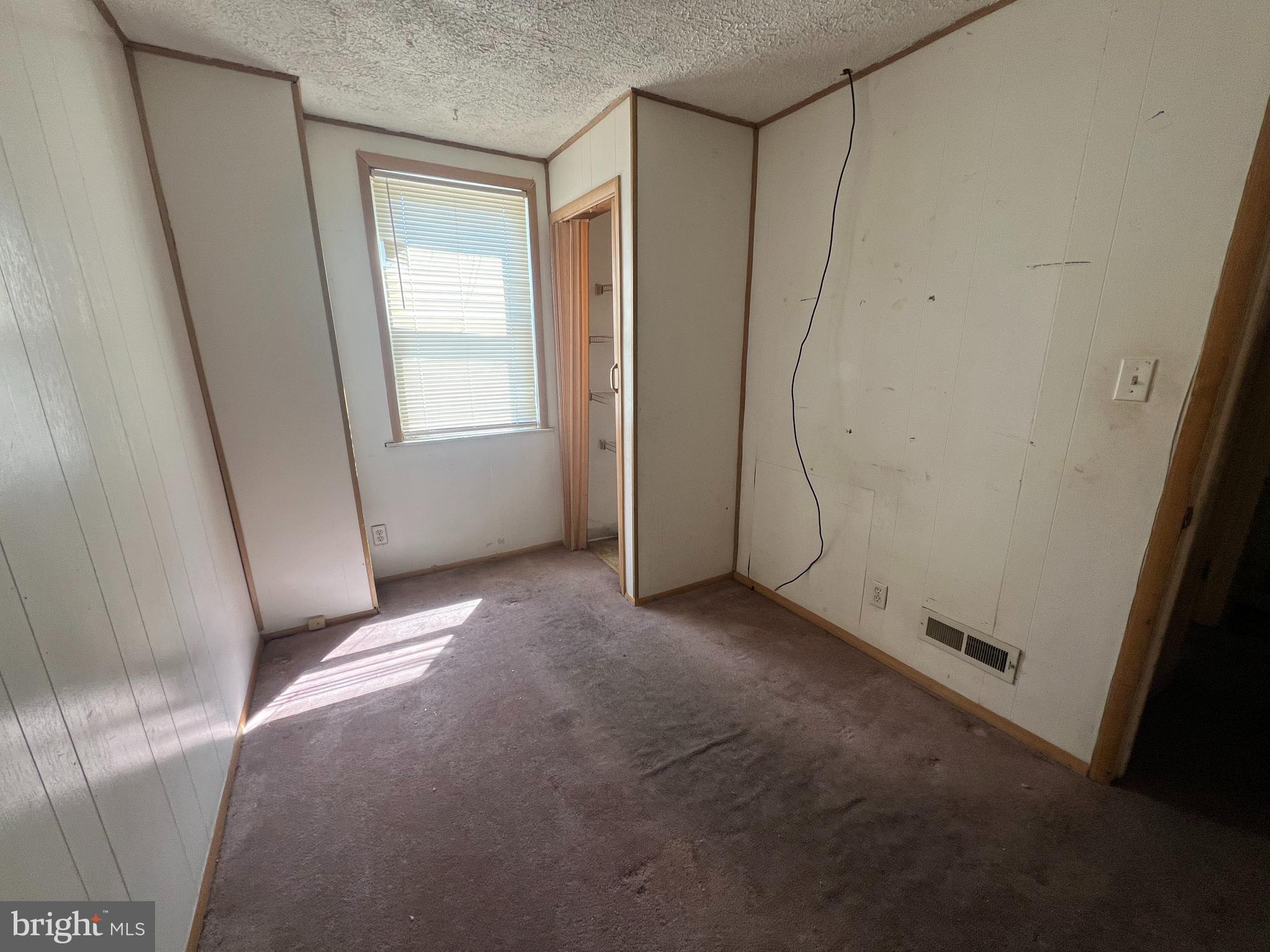 2825 Round Road Brooklyn, MD 21225 - Photo 4 of 10