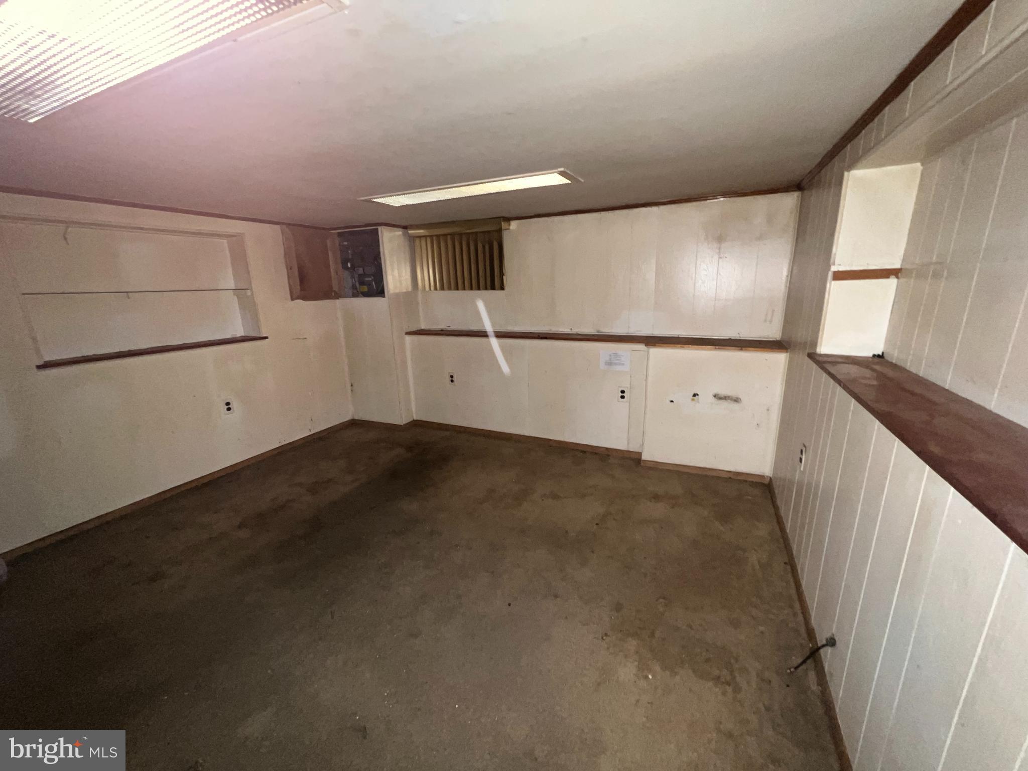 2825 Round Road Brooklyn, MD 21225 - Photo 10 of 10