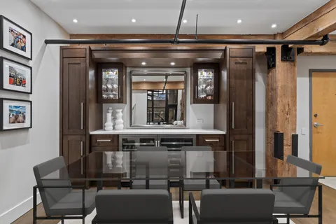 $775,000 | 1000 West Washington Boulevard, Unit 132, Chicago, IL 60607