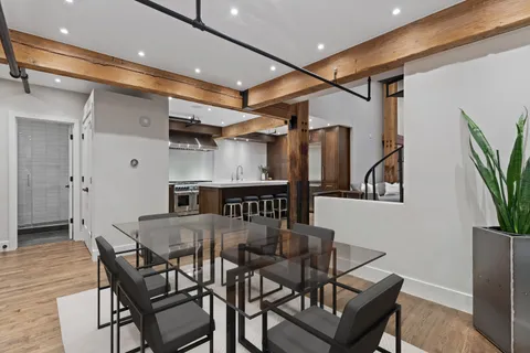 $775,000 | 1000 West Washington Boulevard, Unit 132, Chicago, IL 60607