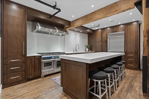 $775,000 | 1000 West Washington Boulevard, Unit 132, Chicago, IL 60607