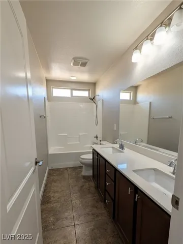 $2,595 | 10668 Berkshire Woods Avenue, Las Vegas, NV 89166