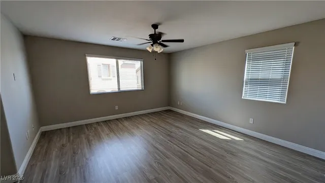 $2,595 | 10668 Berkshire Woods Avenue, Las Vegas, NV 89166