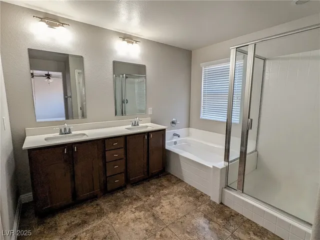 $2,595 | 10668 Berkshire Woods Avenue, Las Vegas, NV 89166
