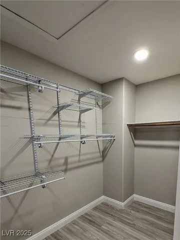 $2,595 | 10668 Berkshire Woods Avenue, Las Vegas, NV 89166