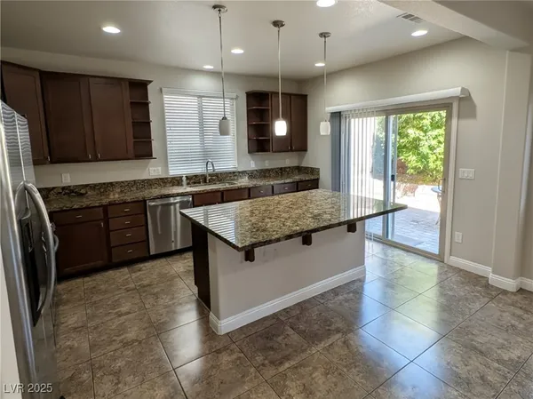 $2,595 | 10668 Berkshire Woods Avenue, Las Vegas, NV 89166