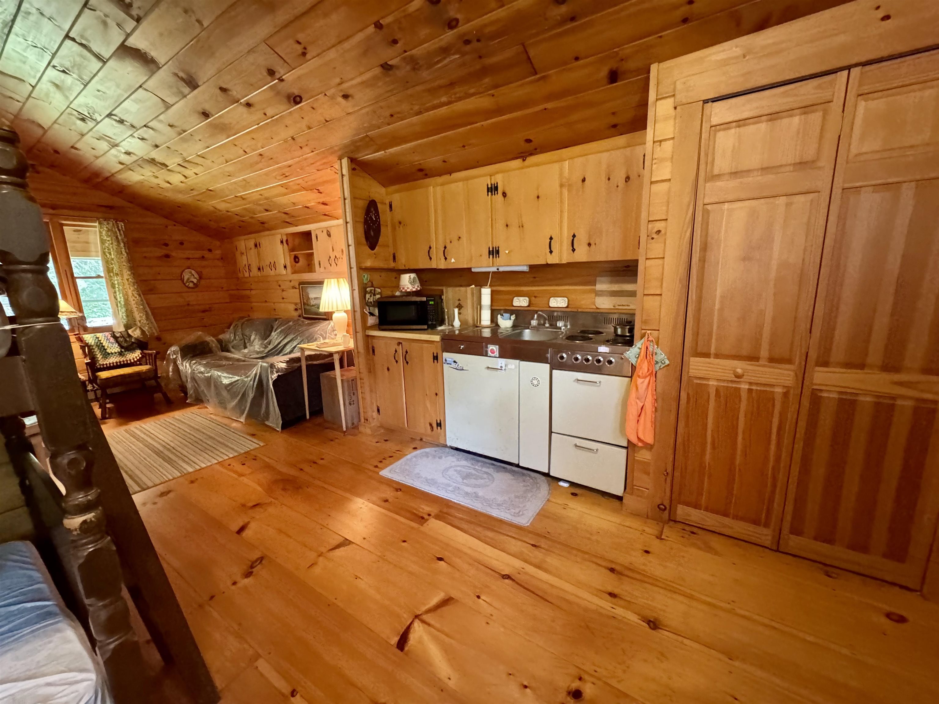 843 Perini Road Newbury, VT 05051 - Photo 12 of 15 Gallery Image 12