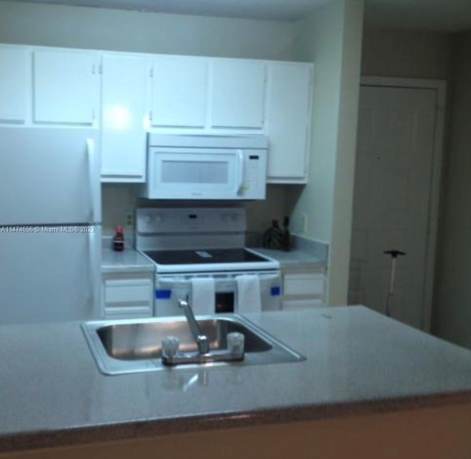 4581 West McNab Road, Unit 26 Pompano Beach, FL 33069 - Photo 3 of 11 Gallery Image 3