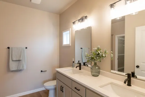 $349,900 | 1897 19th Avenue, Wahpeton, ND 58075