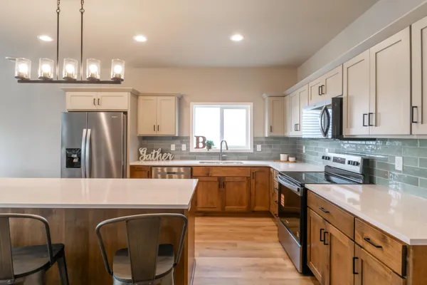 $349,900 | 1897 19th Avenue, Wahpeton, ND 58075