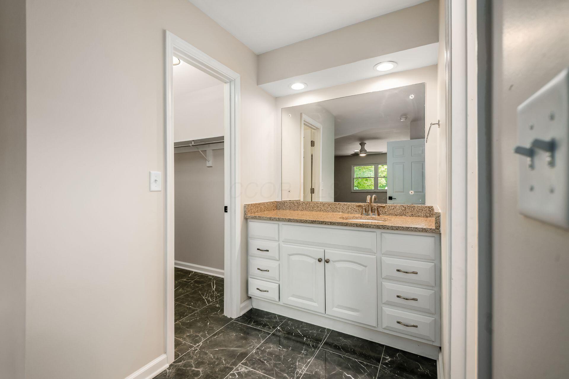 7818 Sanbrooke Road Dublin, OH 43016 - Photo 32 of 68 039_ke Rd Dublin OH 43016 USA