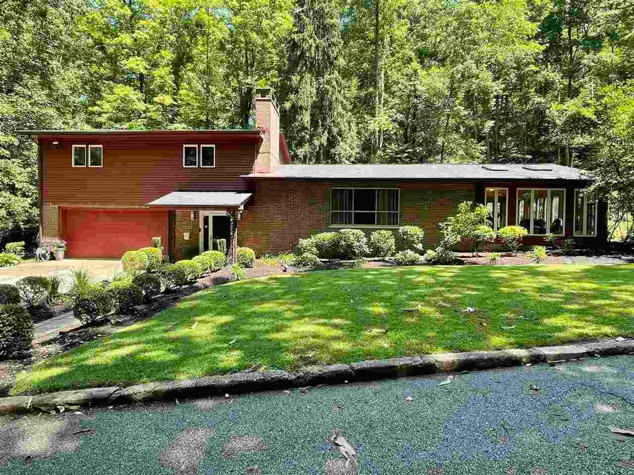 1520 Ritter Boulevard Huntington, WV 25701 - Photo 1 of 32 Gallery Image 1