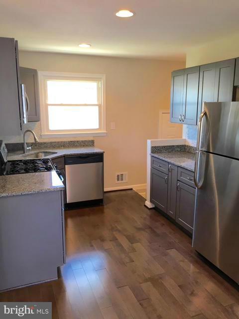 8530 Jenkins Road Pasadena, MD 21122 - Photo 3 of 19 Kitchen