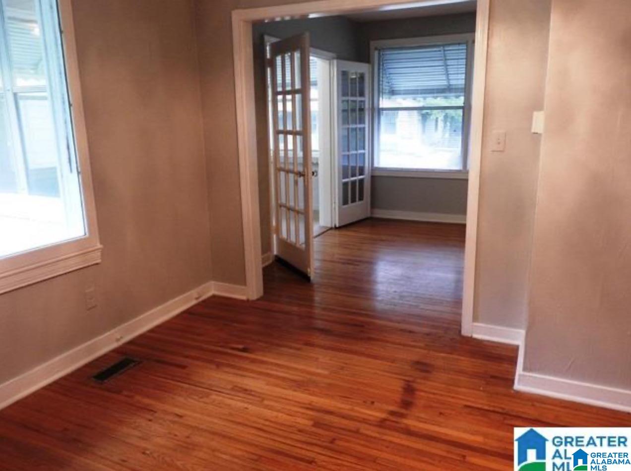 637 26th Street Southwest Birmingham, AL 35211 - Photo 7 of 16