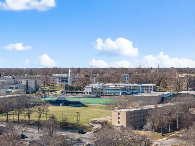 $249,900 | 5142 Brookwood Avenue, Kansas City, MO 64110